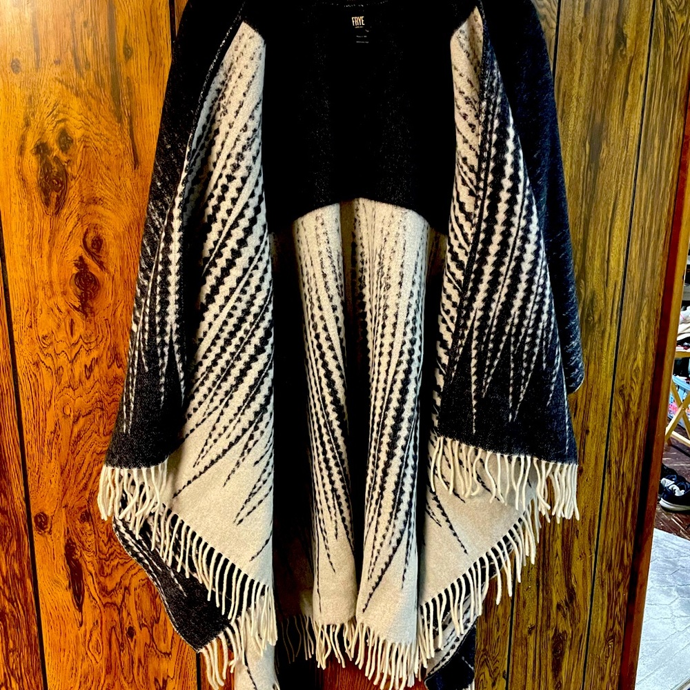 Frye cape